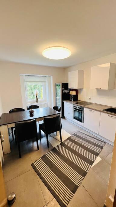 Orient Naehe Autobahn A57 Apartment Krefeld